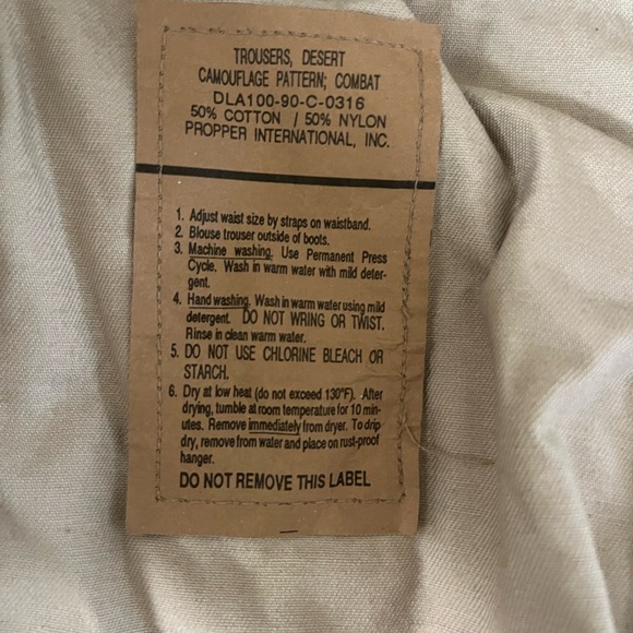 RE/DONE camouflage cargo pants worn twice. - Picture 2 of 4